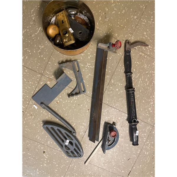 Antique Victorian Hammer Tool Nail Puller Door Knobs