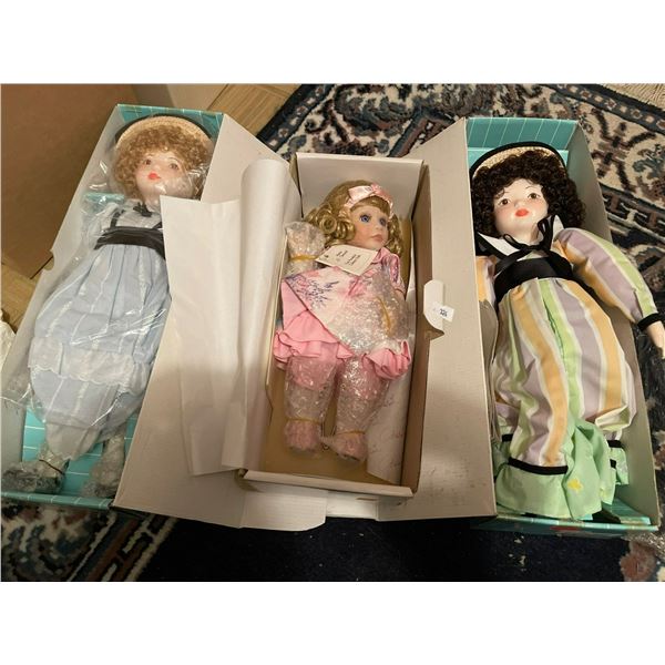 Fanas Dolls
