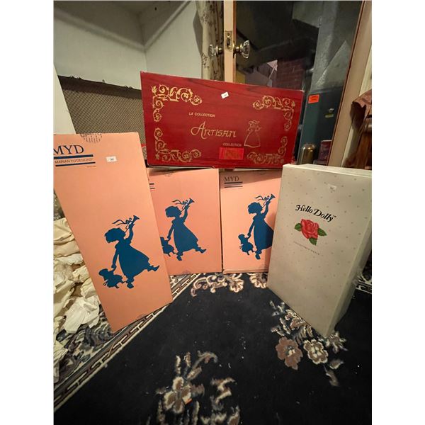 Marian Yu Designs Doll Collection Hello Dolly, Artisan