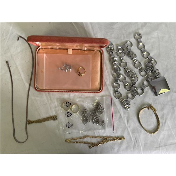 Group of assorted silver & artificial jewelry - includes set of 2 "925" stamped silver rings