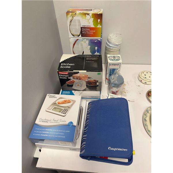 Group of misc items including - weight watchers electronic food scale, kitchen scale, stemless porti