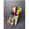 Image 1 : Royal Doulton Old Balloon Man Seller Figurine