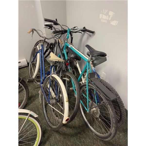 Group of 4 vintage bikes