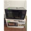 Image 1 : Hamilton Beach microwave 1.1 cu. ft. oven