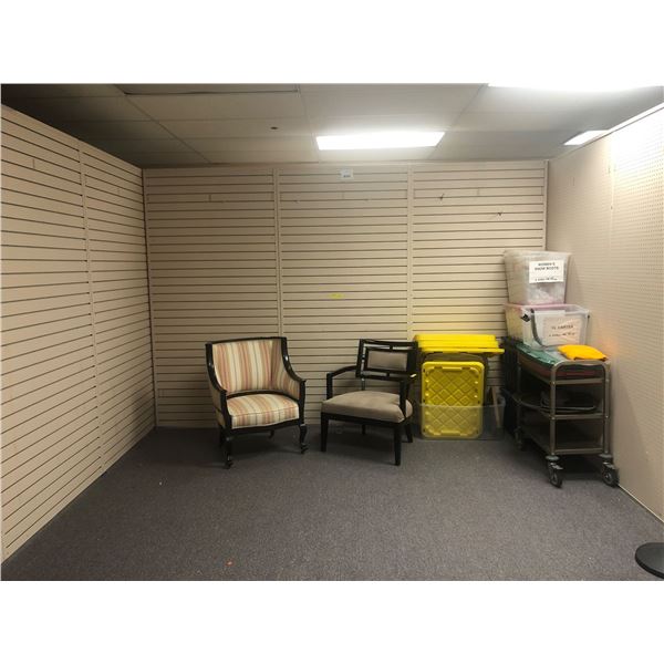 Full room - included 2 armchairs/TV/metal cart/mirror/outdoor table/vaccum/boxes etc.