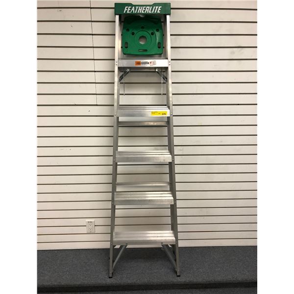 Featherlite aluminum step ladder