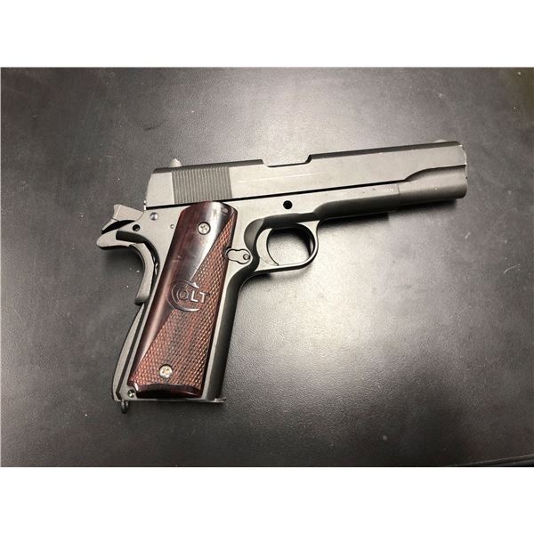 Metal Colt prop gun - 177 CAL 4.5mm (made in Taiwan)