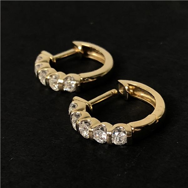 10Kt White Gold Earrings (3.6 grams) w/0.30-carat diamonds (30 points/Natural Earth Mined Diamond) -