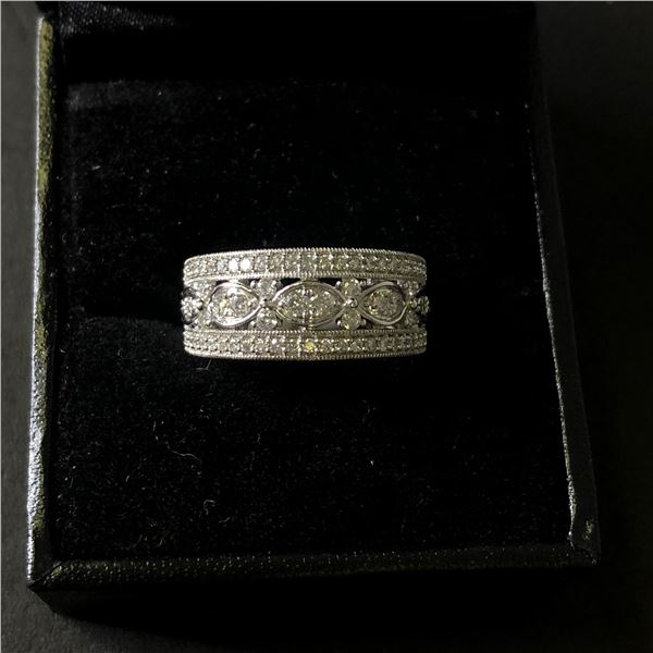 10Kt White Gold Ring (4.3 grams) w/0.50-carat diamonds (50 points/Natural Earth Mined Diamond) - Ret