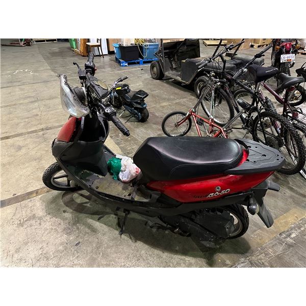 Tao Tao gas-powered moped (parts missing - not tested)