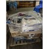 Image 2 : 2 pallets of misc items including - foam containers, portion cups, pressure washer, golf clubs, gree