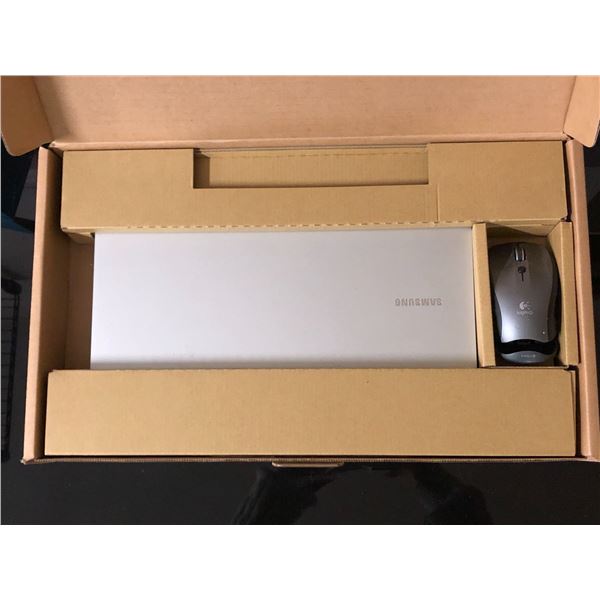 Samsung Galaxy book Go - Ram: 4GB/Storage: 128 GB - w/box and no charger - not tested