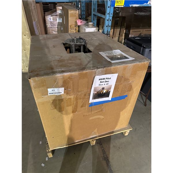 Large set dec chandelier