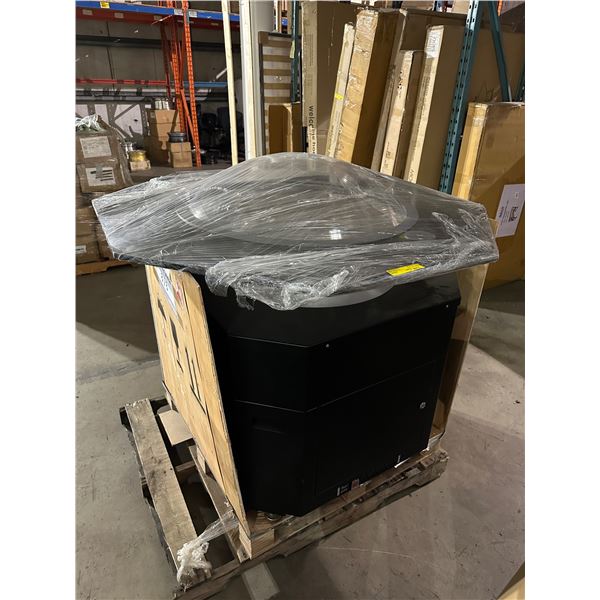 Electronic roulette table