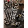 Image 2 : Group of 5 clothing racks - misc. sizes