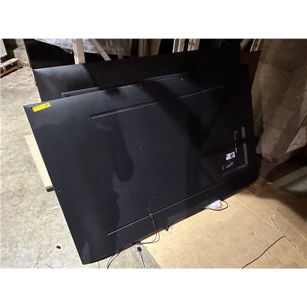 Group of 4 large broken TV's (not working, broken screen)