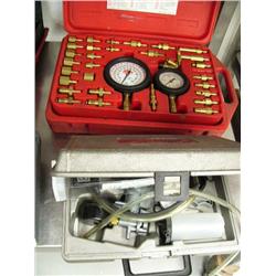 Mac Tools: FIT1000MS  Master Fuel Injection Test Set and a Silver Line MiniVac   (1)