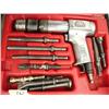 Image 6 : Mac Tool Air Hammer Kit, Mac Tool Air Hydraulic Rivet Gun, Seven Assorted Air Ratchets  (1)