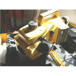 TopCon Rotating Laser THEDOLITE RT-10S  (25)