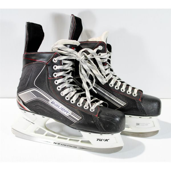 BAUER VAPER SKATES WITH TUUK BLADES