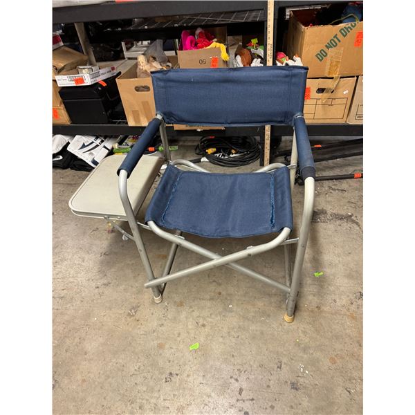 Folding camp chair