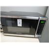 Image 1 : B & D Small Microwave Oven