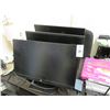 Image 1 : 3-LED Computer Monitor - 3 X $