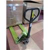 Image 1 : Uline Green 5500 Lb. Cap. Pallet Jack