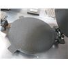 Image 2 : Cast Tortilla Press