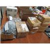 Image 2 : LOT DE 200+ STRUT NUTS 3/8-16 X 3/8"
