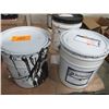 Image 2 : LOT DE 2 APPRÊTS D'ATELIER NOIR POLYVAL #518904, 18 LITRES