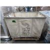 Image 1 : CHARIOT EN TISSUS SUR ROULETTES 37”LRG x 27LNG” x 35”HAUT