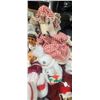 Image 8 : LARGE LOT OF DOLLS