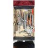 Image 8 : BOX OF MISC TOOLS