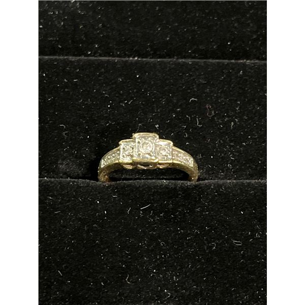 2.45g Yellow Gold Ladies Ring Natural Diamonds 0.102 Ctw Estimate I2-3 GH Diamonds