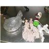 Image 1 : Lot of: Glass chicken basket; pair of assorted small items (16)