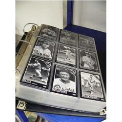 Binder with  huge collection of baseball cards (27)
