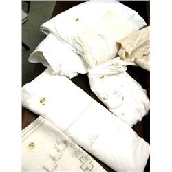 Lot of: linen; embroidered table cloths (16)