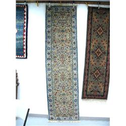 Fine wool runner- 9'x31" (25)