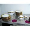 Image 1 : 76-piece set of gold and white dishes (25)