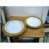 Image 6 : 76-piece set of gold and white dishes (25)