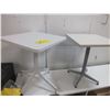 Image 1 : 2 Small Tables