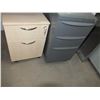 Image 1 : 4 Small Office Cabinets