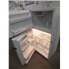 Image 2 : GE White Refrigerator