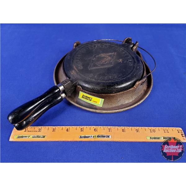 Antique Taylor Forbes Cast Iron Waffle Maker 9-3/4" Dia Total) (SEE PICS!)