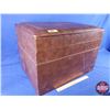 Image 1 : Storage Chest / Ottoman (15"H x 22"W x 16"D) (SEE PICS!)