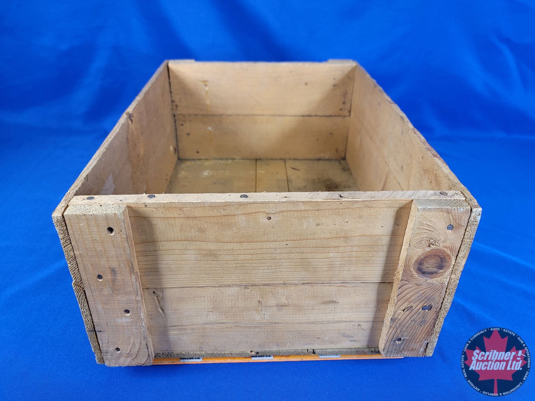 BLUE RIBBON BAKING POWDER Crate (8