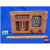 Image 2 : General Electric Table Top Wood Box Radio (Tested : Works) (7-1/2"H x 12"W x 7"D) (SEE PICS!)
