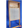 Image 3 : "EMPIRE Waverly by Canadian Woodware" Washboard (24"H x 12"W x 3-1/2"D) (SEE PICS!)