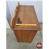 Image 7 : Washstand Cupboard (33"H x 33"W x 17"D) (SEE PICS!)